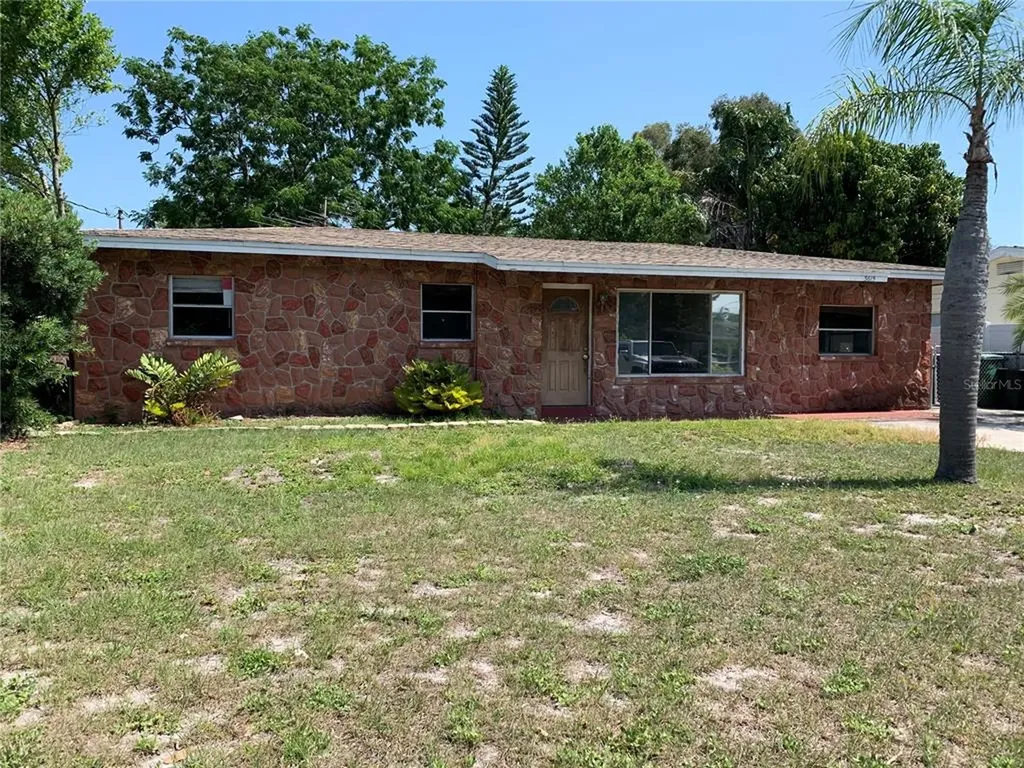 3615 W Tyson Avenue Tampa FL 33611