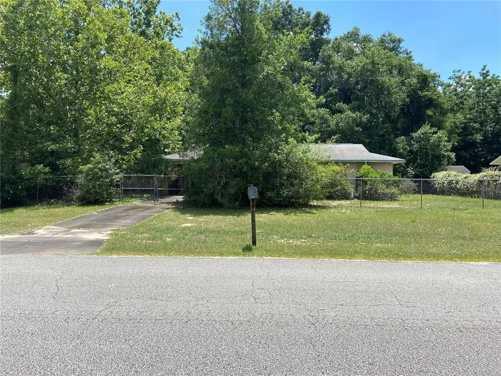 6850 SE 107th Street Belleview FL 34420
