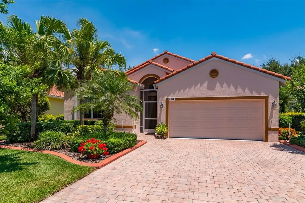 6311 43rd Court E Sarasota FL 34243