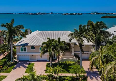6120 Kipps Colony Drive W Gulfport FL 33707