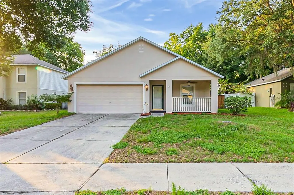 1741 W Marshall Lake Drive Apopka FL 32703