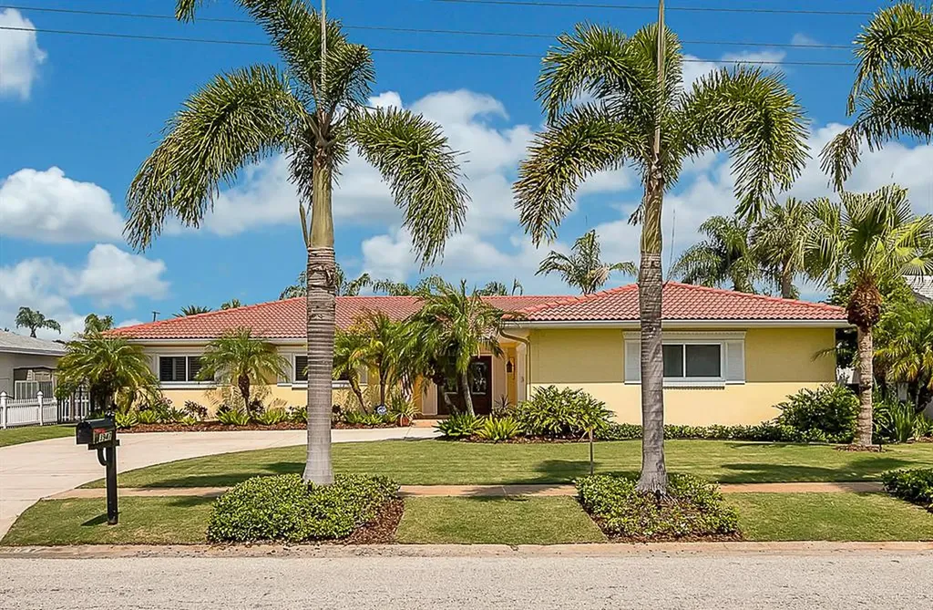 3947 Versailles Drive Tampa FL 33634