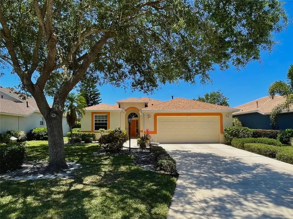 6728 Cheswick Street Sarasota FL 34243