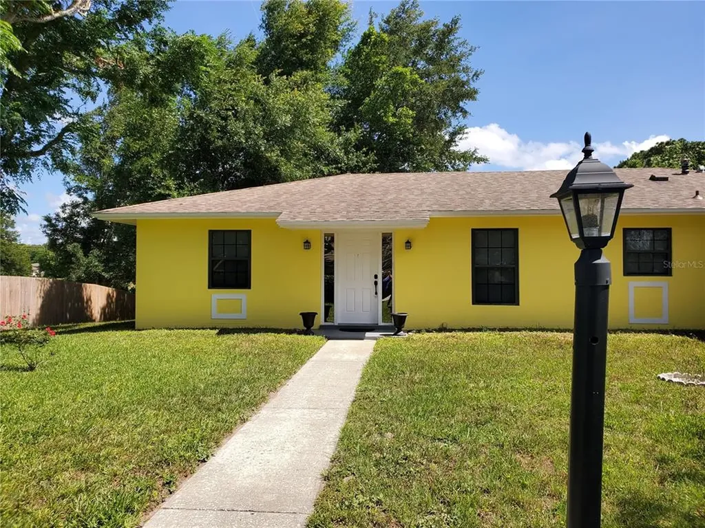 1631 Galiano Street Deltona FL 32725