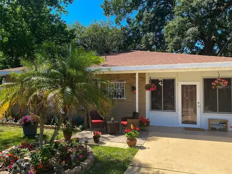 2706 W Powhatan Avenue Tampa FL 33614
