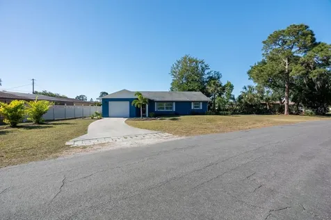 208 Charles Drive Nokomis FL 34275