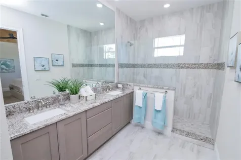 7730 Hidden Creek Loop Lakewood Ranch FL 34202