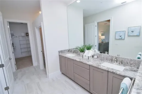 7730 Hidden Creek Loop Lakewood Ranch FL 34202