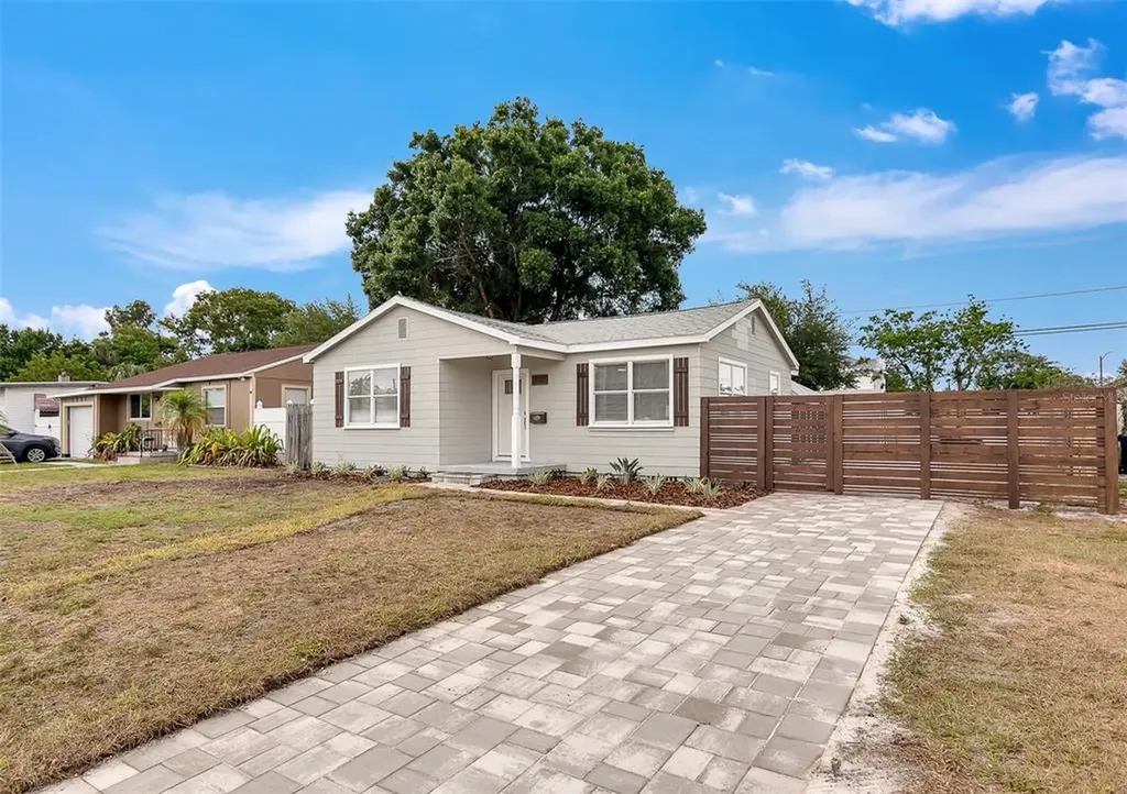 175 83rd Avenue N St Petersburg FL 33702
