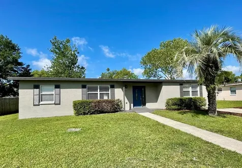 916 Shorecrest Avenue Deltona FL 32725