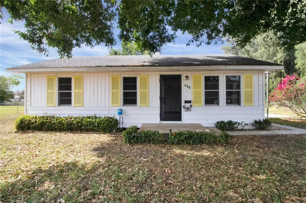 809 Burland Street Punta Gorda FL 33950