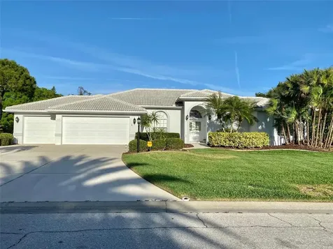 7429 Links Court Sarasota FL 34243