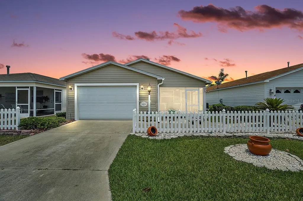 3664 Amelia Avenue The Villages FL 32162