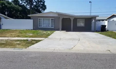 8214 Tanglewood Lane Tampa FL 33615