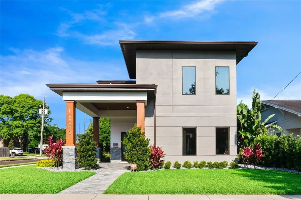 1302 Eastin Avenue Orlando FL 32804
