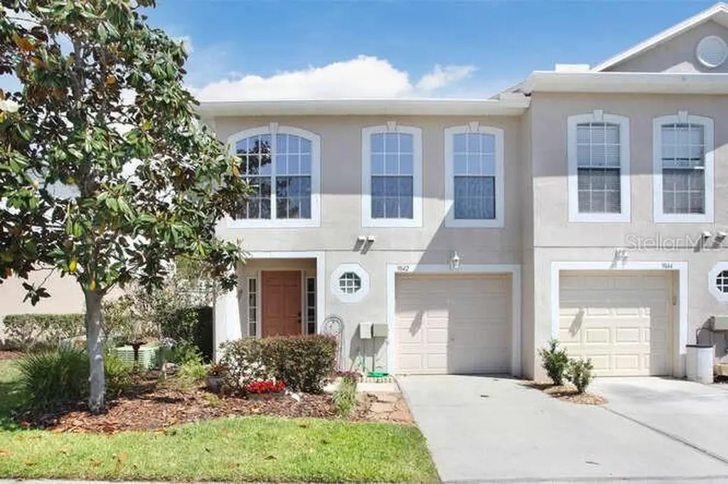 9842 Ashburn Lake Drive Tampa FL 33610