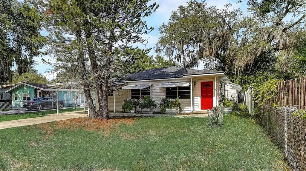 8305 N Greenwood Avenue Tampa FL 33617