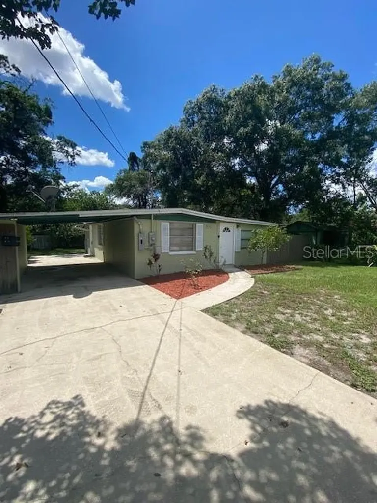 6210 N 45th Street Tampa FL 33610