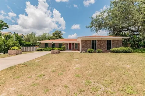 5102 Rolling Hills Court Temple Terrace FL 33617