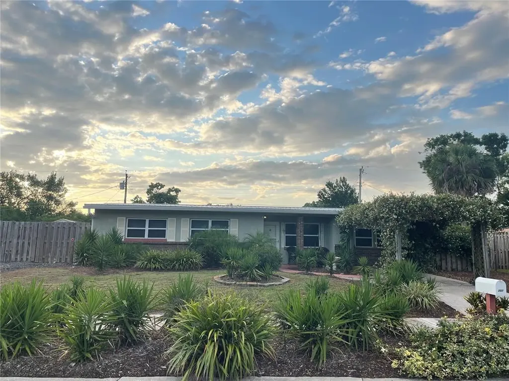 207 Flamingo Drive Sanford FL 32773