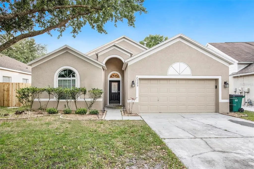 24326 Breezy Oak Court Lutz FL 33559
