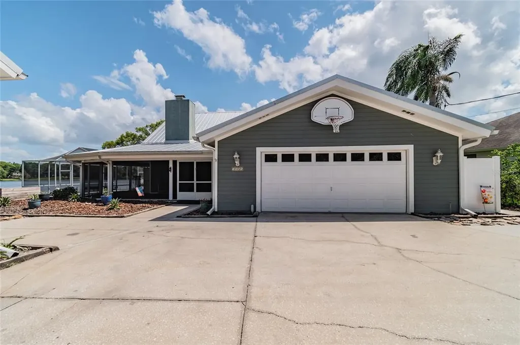 3004 Justamere Lane Tampa FL 33614