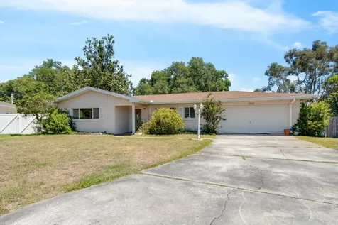 1318 Ann Circle Clearwater FL 33756