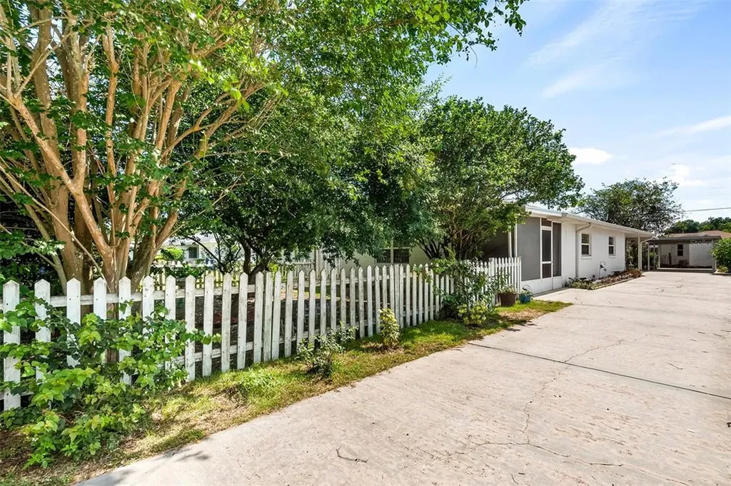 1912 17th Street NW Winter Haven FL 33881
