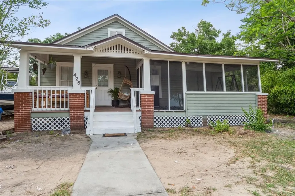 425 E Seminole Avenue Lake Wales FL 33853