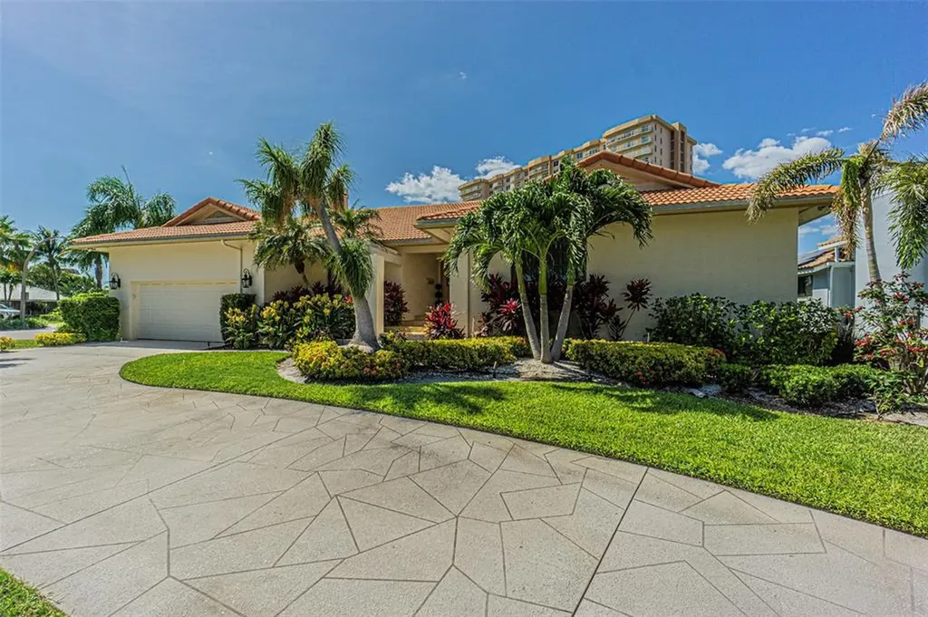 4995 58th Avenue S St Petersburg FL 33715