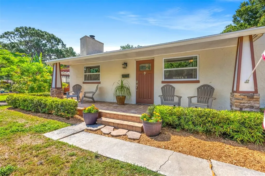 7800 Country Club Road N St Petersburg FL 33710