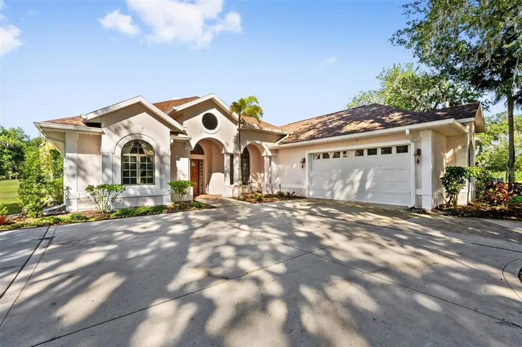 4510 London Town Road Titusville FL 32796