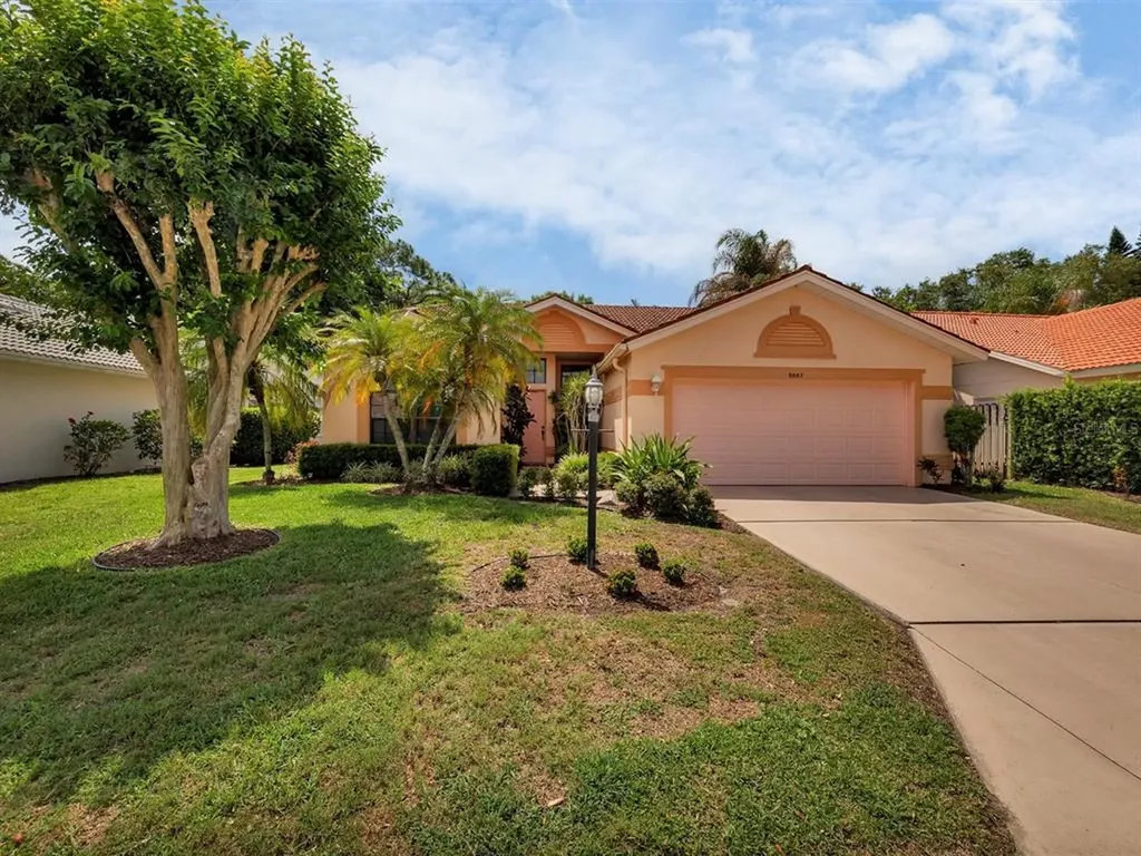 5667 Beaurivage Avenue Sarasota FL 34243