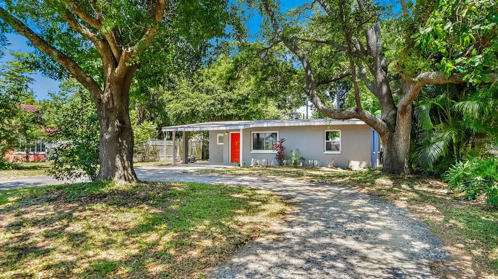 1118 59th Street S Gulfport FL 33707