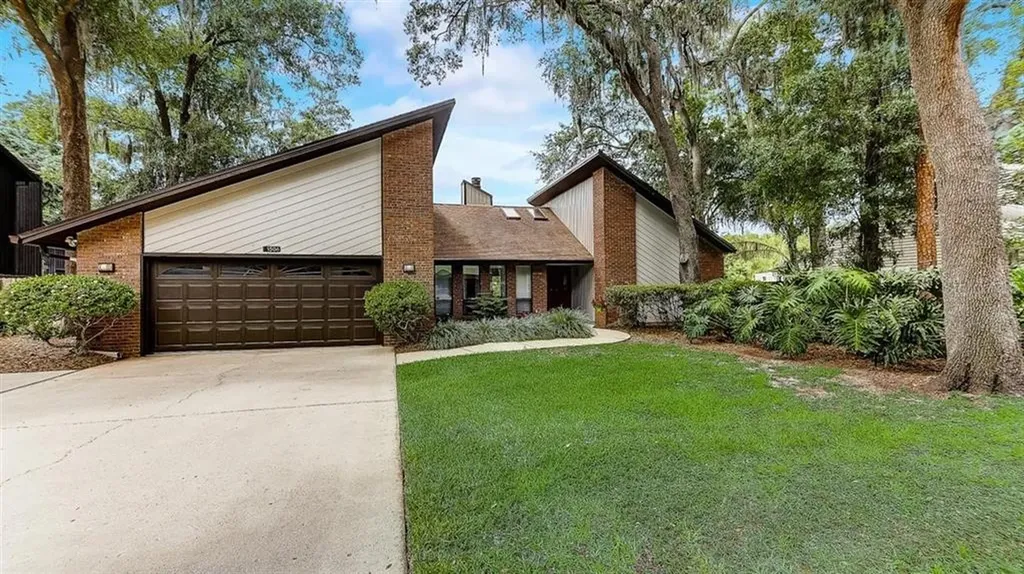 1506 Nittany Court Valrico FL 33596