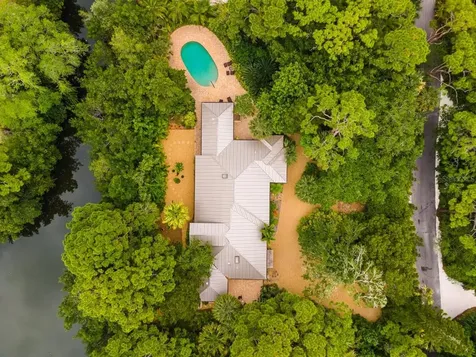 7233 Pine Needle Road Sarasota FL 34242