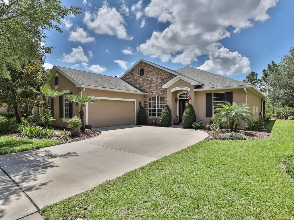 1131 Heron Point Way Deland FL 32724