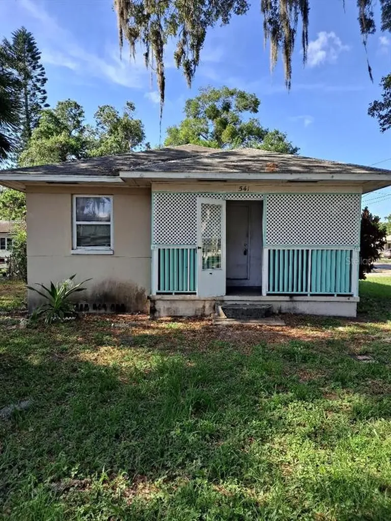 541 Woodlawn Street Clearwater FL 33756