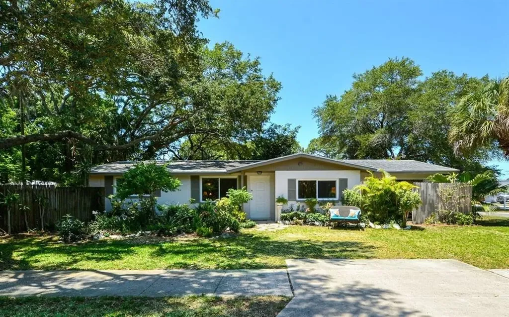 2874 Lexington Street Sarasota FL 34231