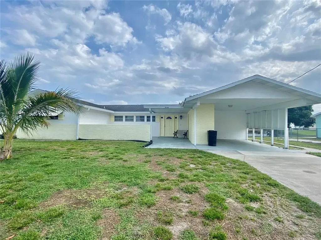 2036 SE 31st Street Okeechobee FL 34974