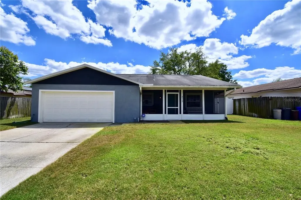 313 Honey Locust Court Seffner FL 33584
