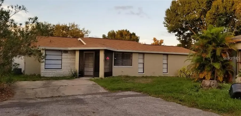9602 Lambrook Court Tampa FL 33615