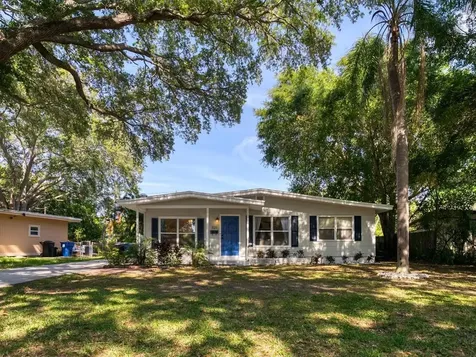 3211 50th Street N St Petersburg FL 33710