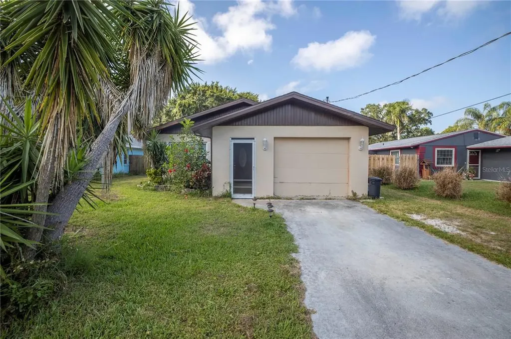 1914 Bayonne Street Sarasota FL 34231