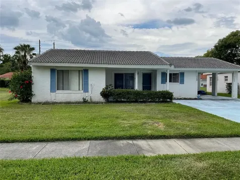 5686 Minaret Court Orlando FL 32821