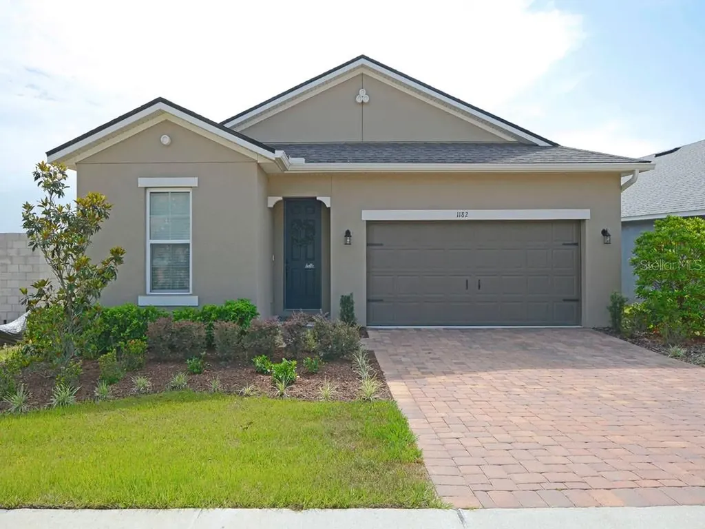 1182 Stratton Avenue Groveland FL 34736