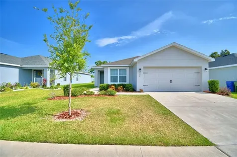 522 Lorient Drive Eagle Lake FL 33839