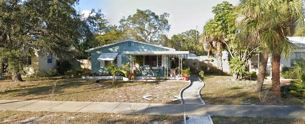 6465 2nd Avenue S St Petersburg FL 33707