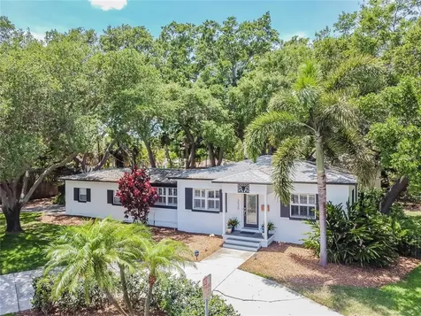 3520 Poplar Street NE St Petersburg FL 33704