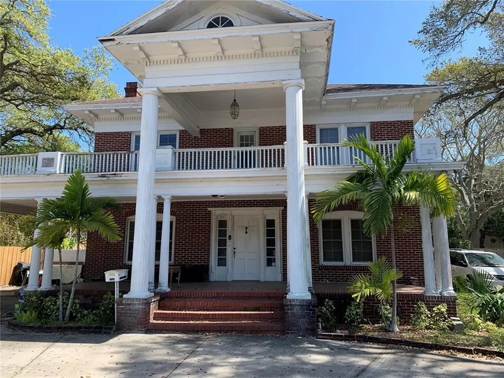 3245 Park Street N St Petersburg FL 33710